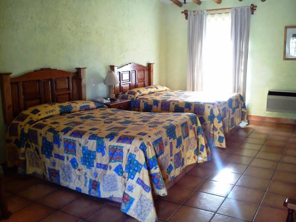 Rincon Del Montero Hotel Parras de la Fuente Luaran gambar